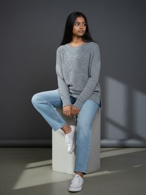 Lucky Brand Women's Heather Grey Relaxed Sweater Size Medium. #1303